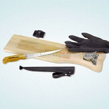 High End Fillet Set Includes Everything Needed to Clean and Fillet the Catch from China